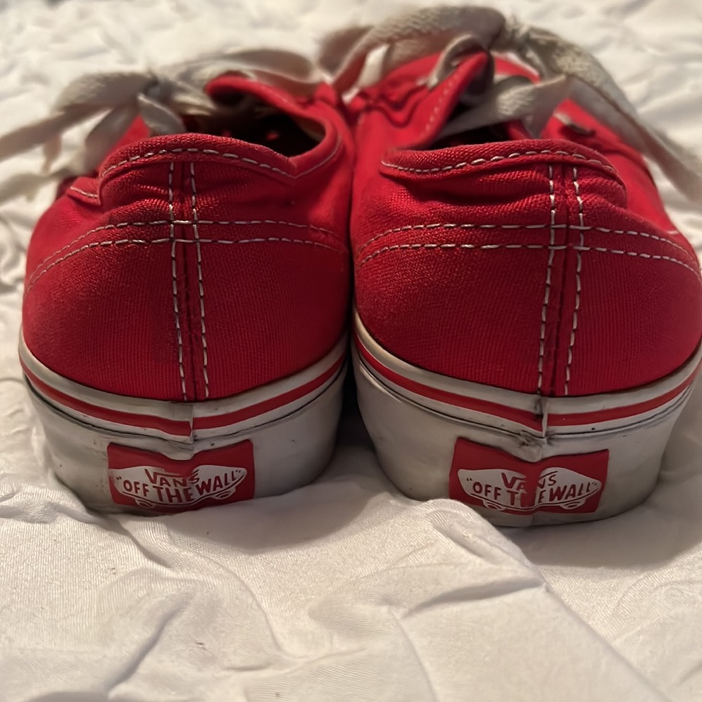 Vans - Picture 3 of 3